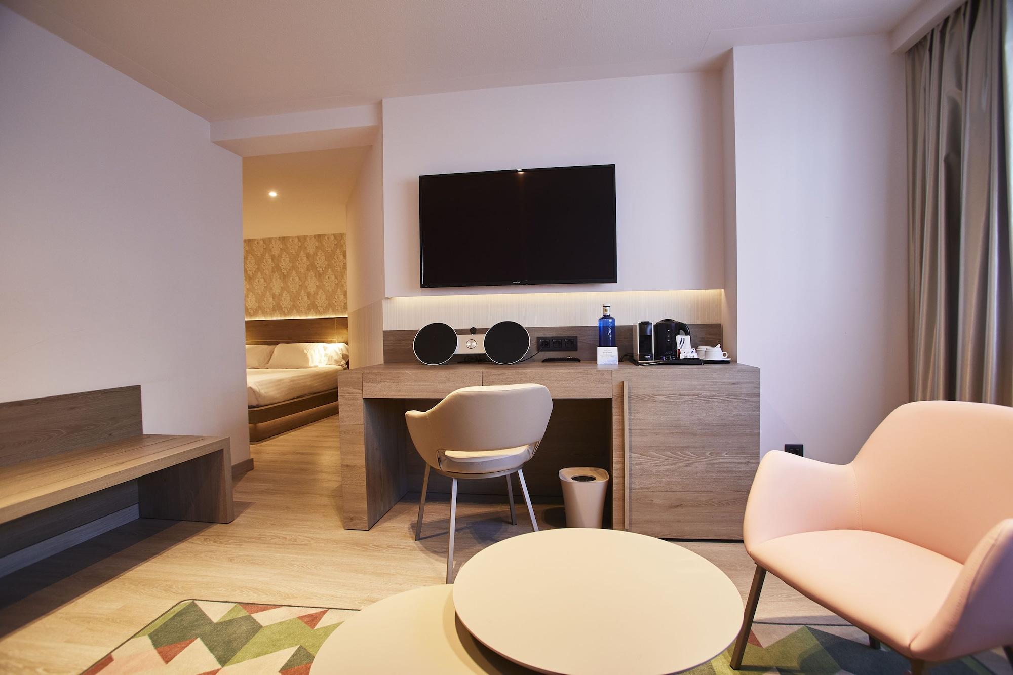 فندق بلازا أندورا لا فيلا المظهر الخارجي الصورة A suite at the hotel