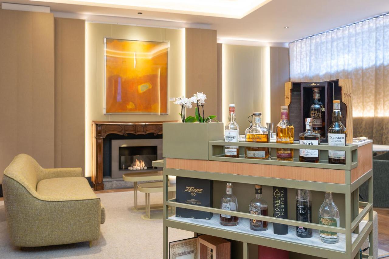 فندق بلازا أندورا لا فيلا المظهر الخارجي الصورة The bar at the hotel