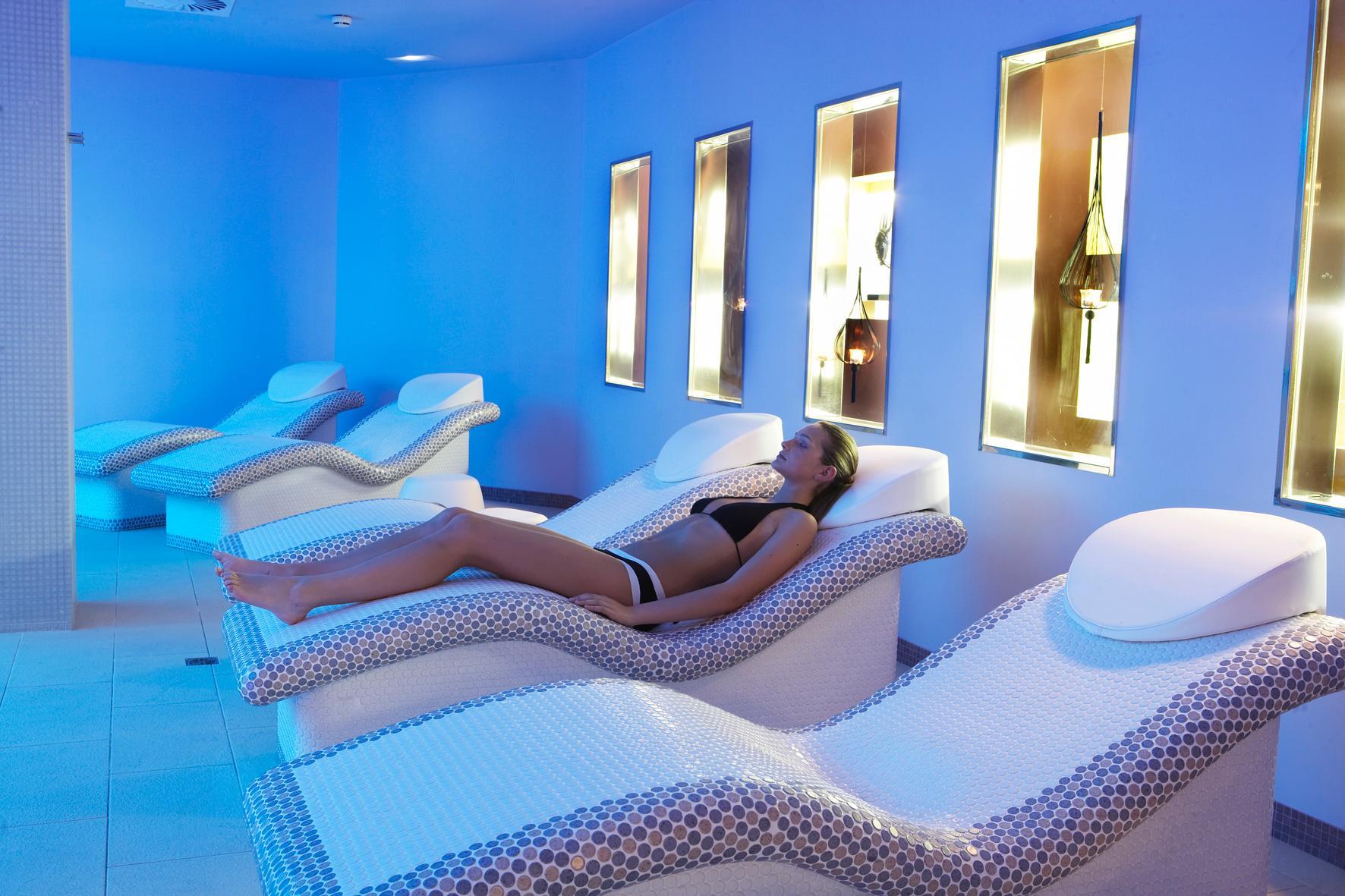 فندق بلازا أندورا لا فيلا المظهر الخارجي الصورة A spa in Austria
