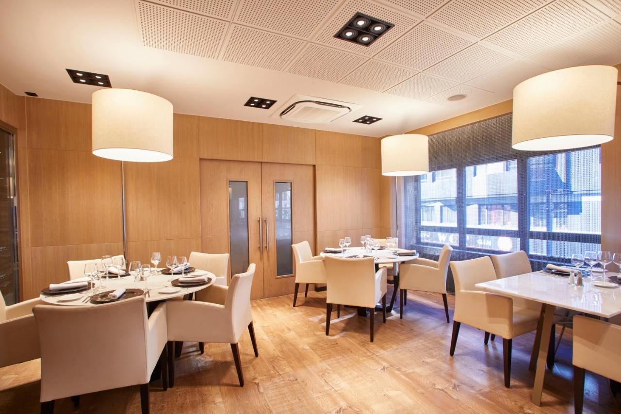فندق بلازا أندورا لا فيلا المظهر الخارجي الصورة Restaurant interior